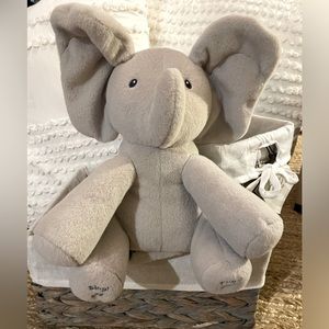 GUND Baby Animated Flappy The Elephant Plush- NWOT (only used for photo shoot)